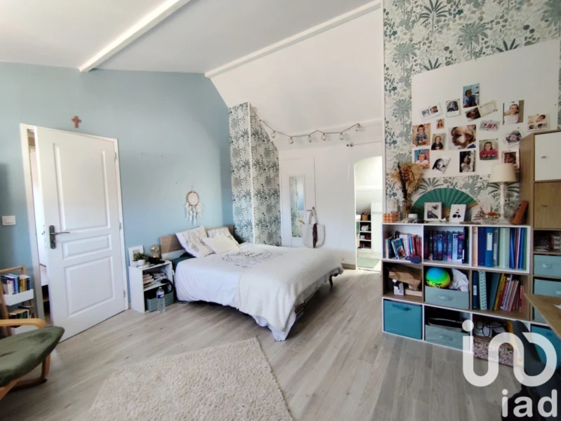 Photo 12