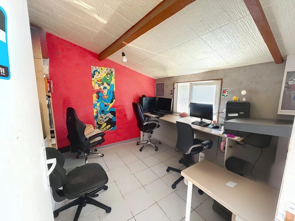 Photo 5