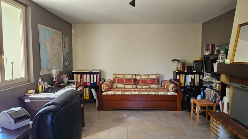 Photo 18