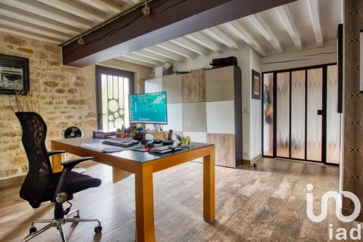 Photo 23