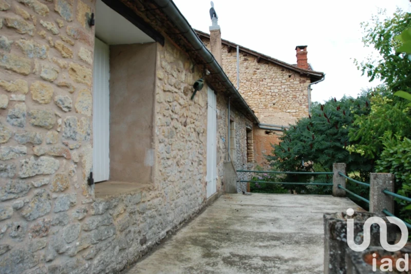 Photo 24