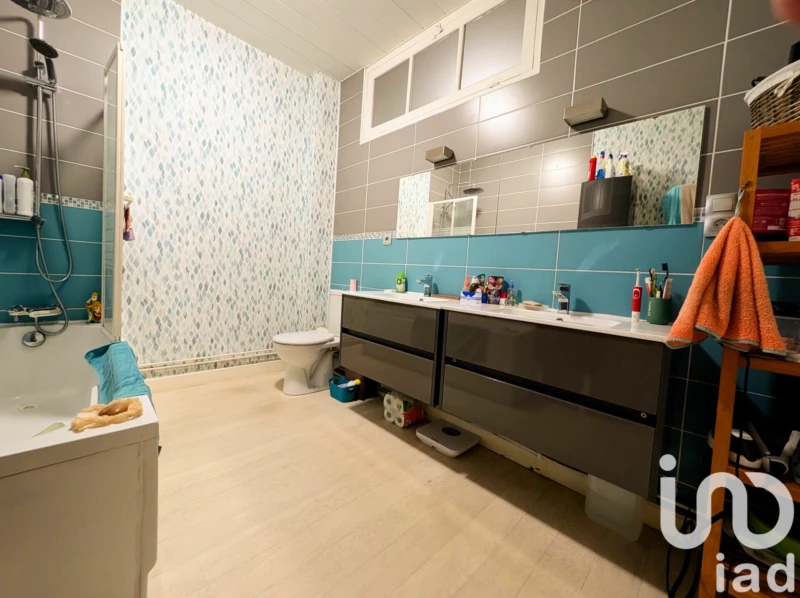 Photo 11