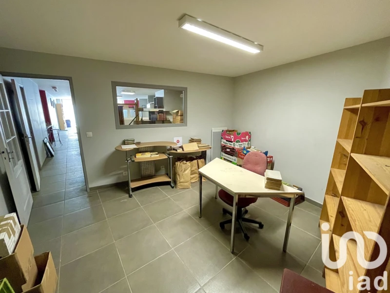 Photo 6