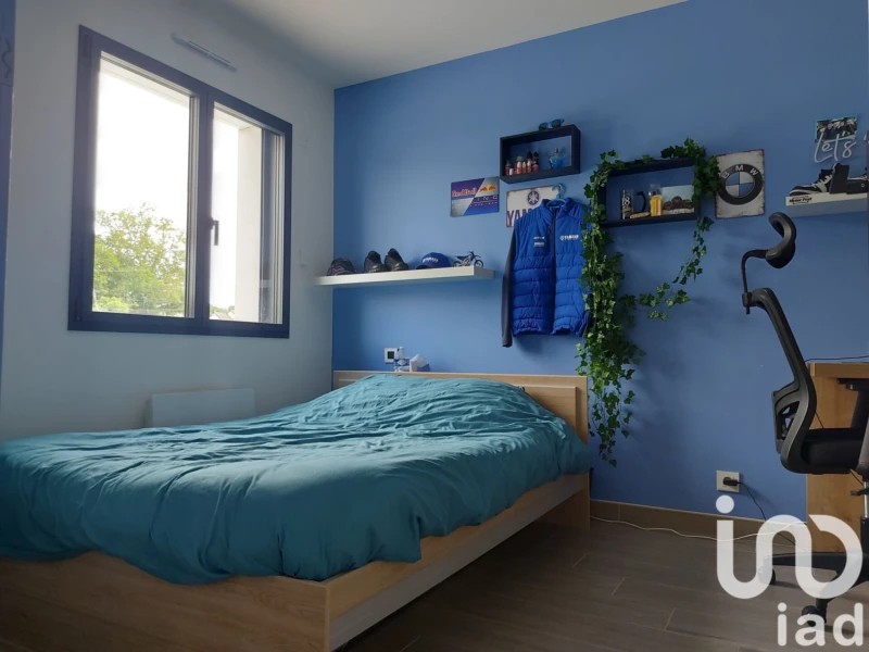 Photo 10