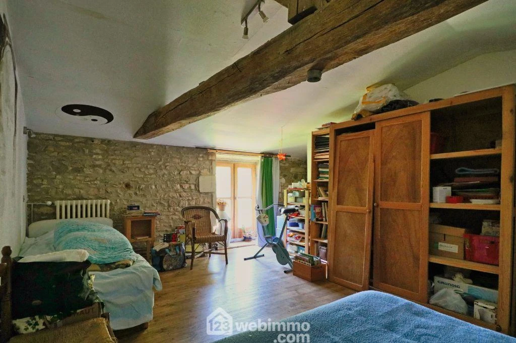 Photo 17