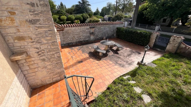 Photo 14