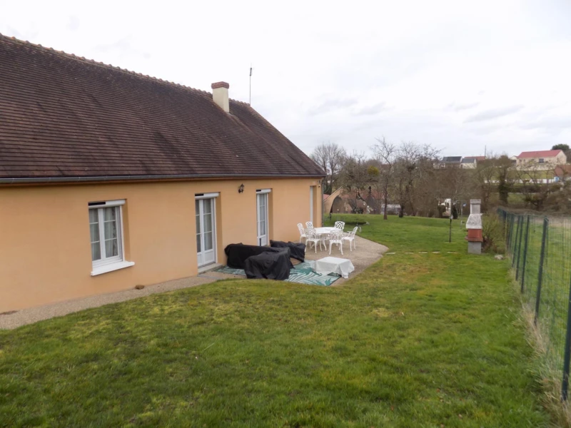 Photo 10