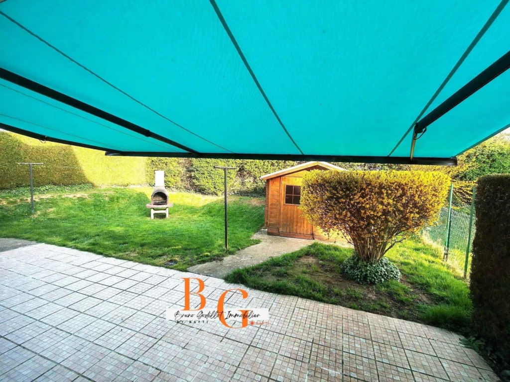 Photo 18