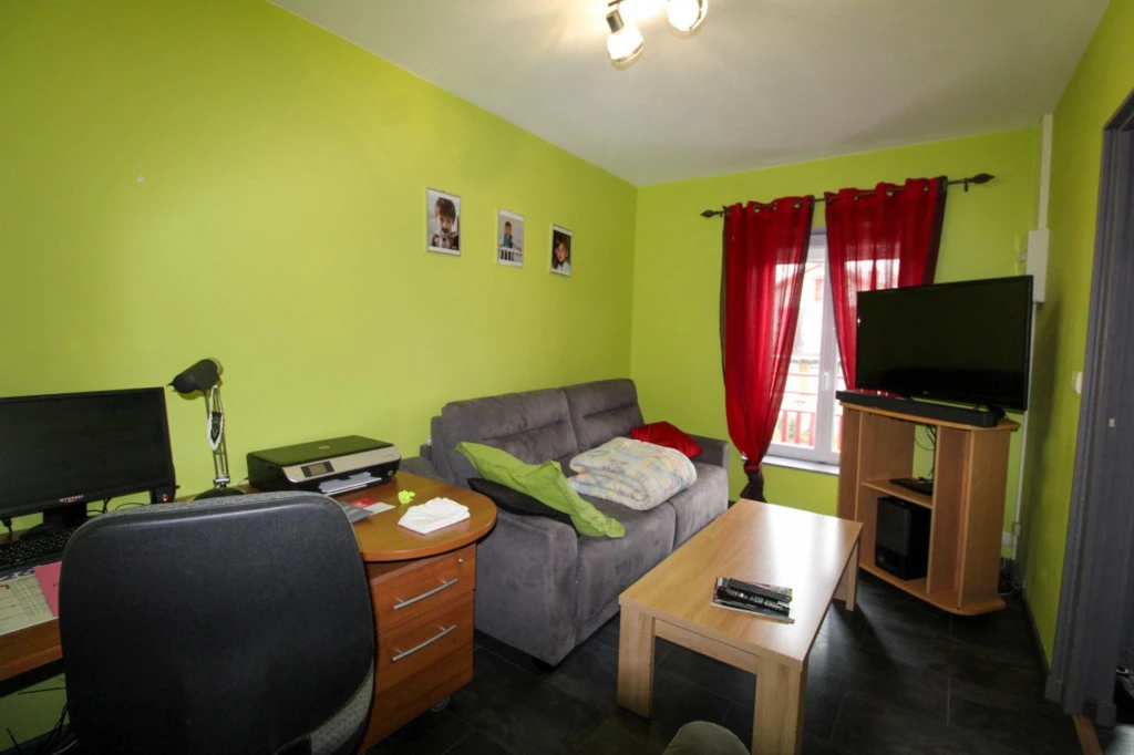 Photo 6