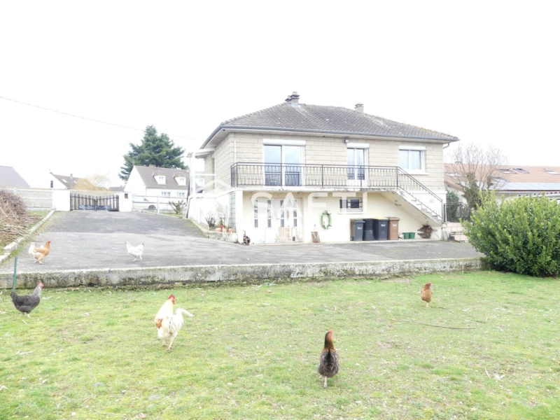 Photo 1