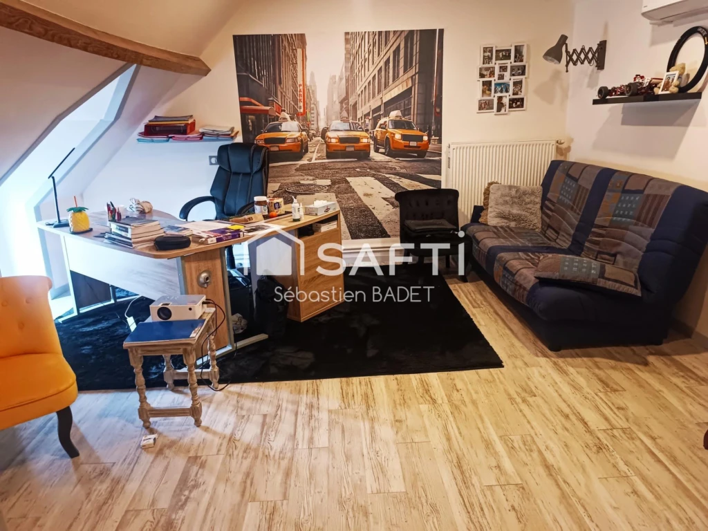 Photo 12