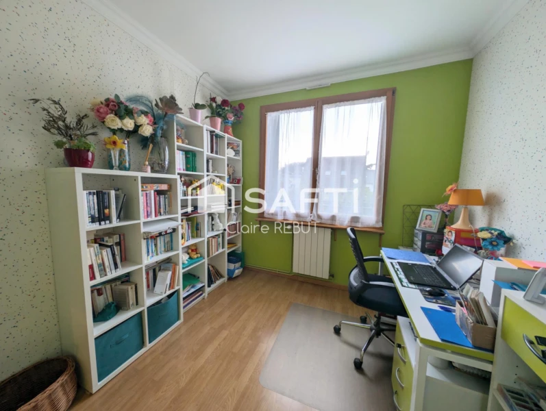 Photo 10