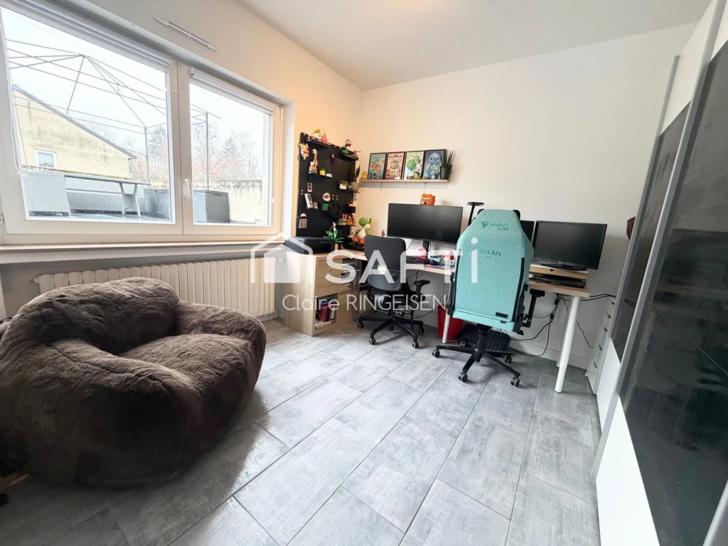 Photo 8