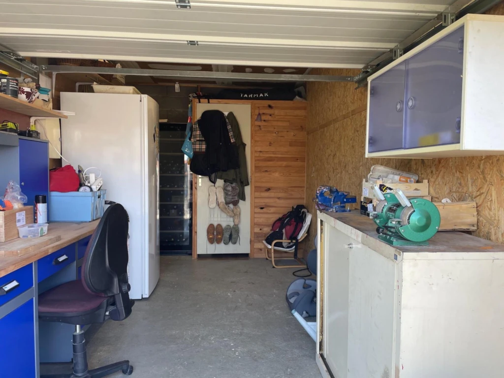 Photo 11