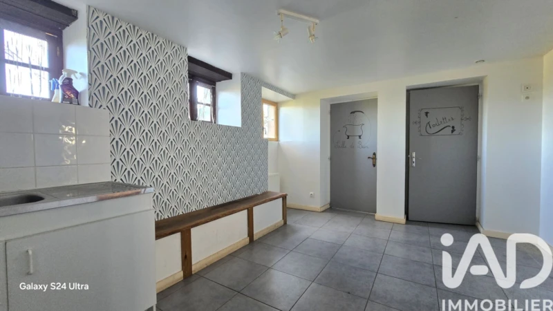 Photo 19
