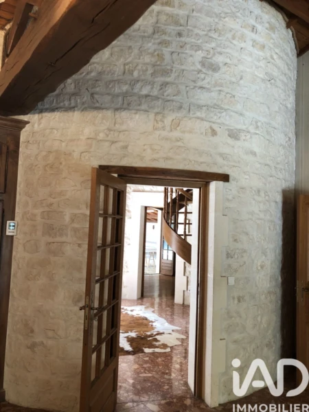 Photo 16