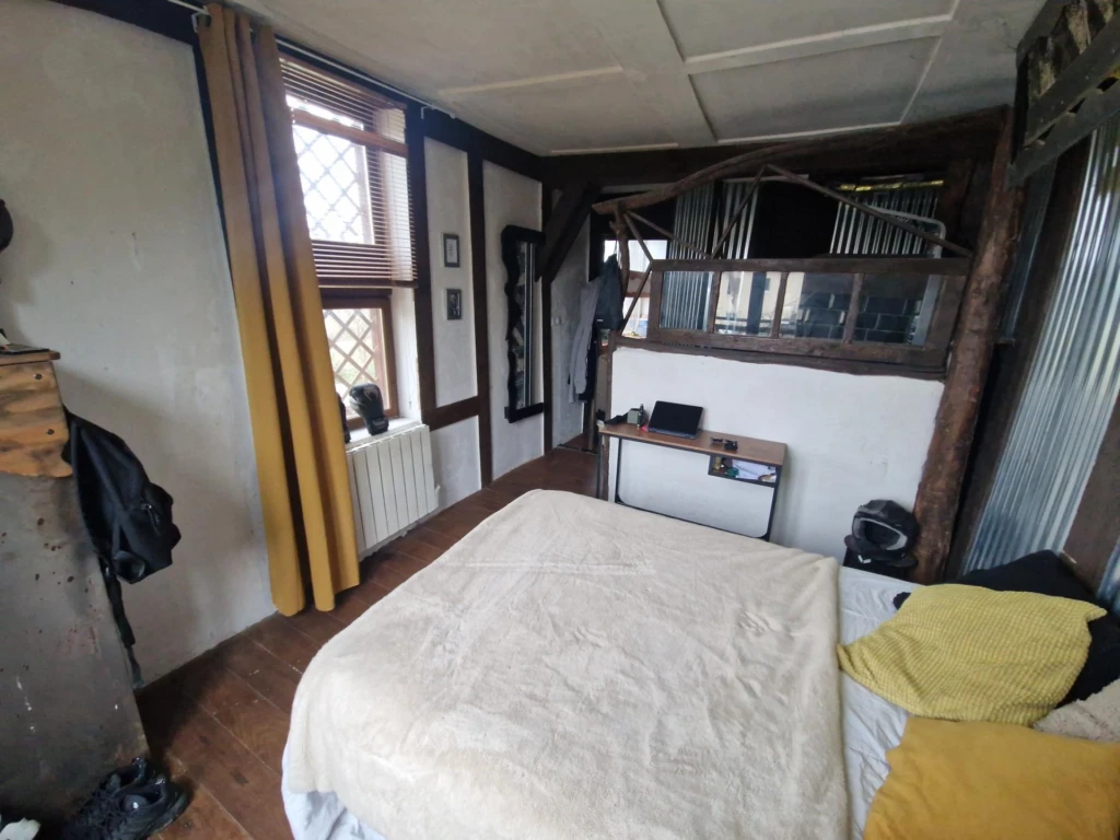 Photo 6
