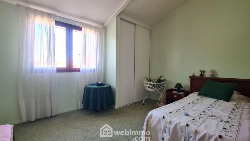 Photo 28