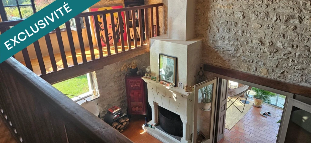 Photo 12