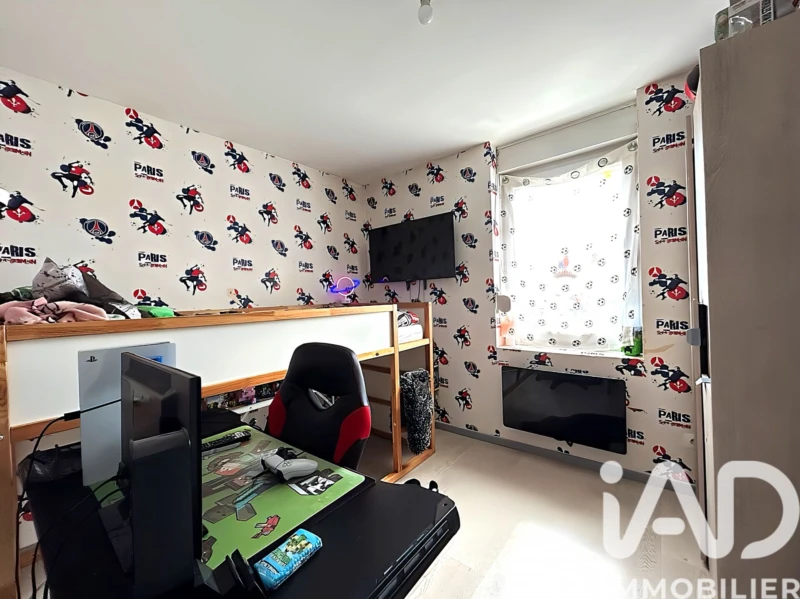 Photo 10