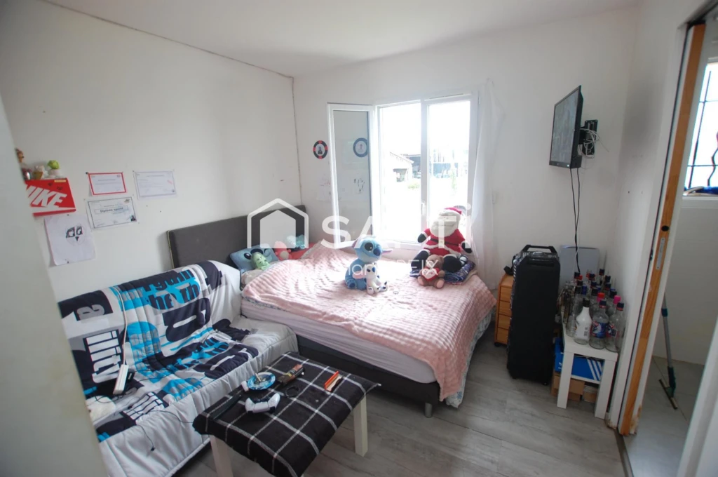 Photo 10