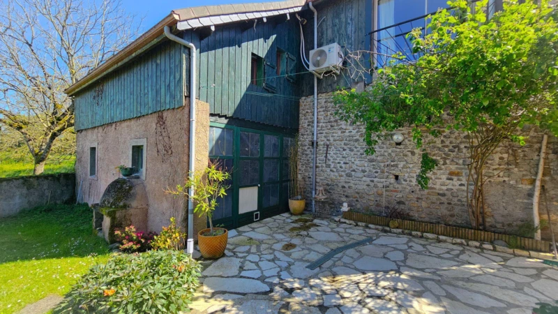 Photo 16