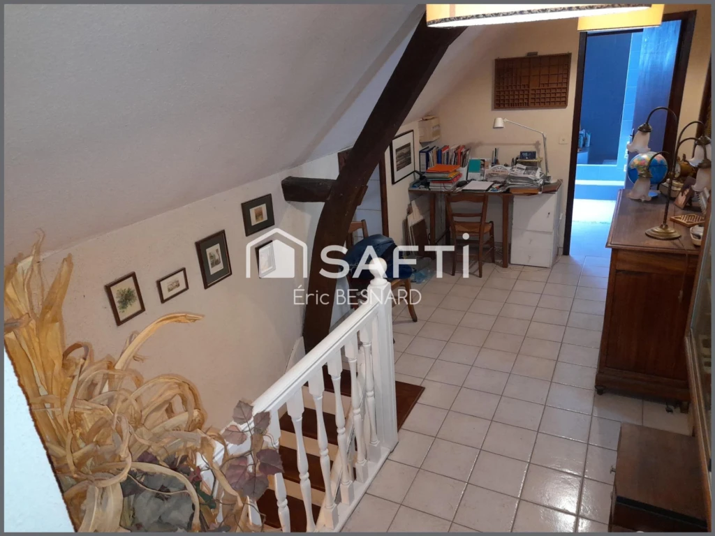 Photo 8