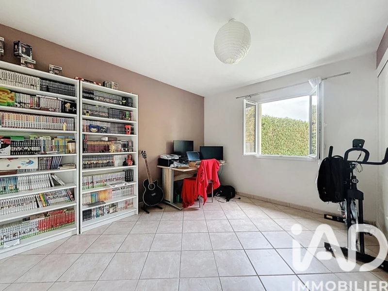 Photo 9