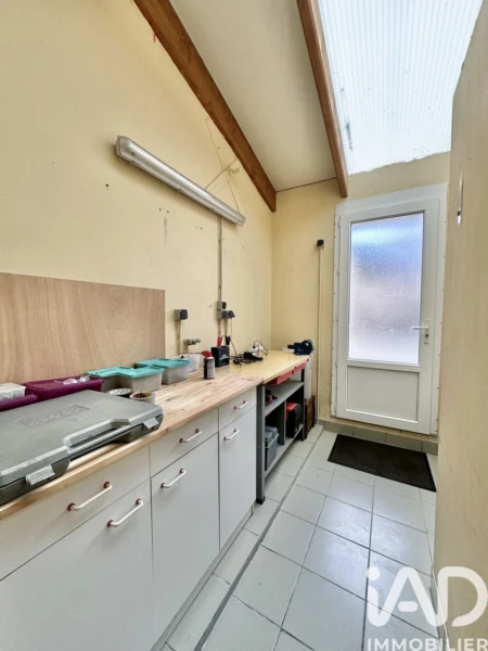 Photo 18