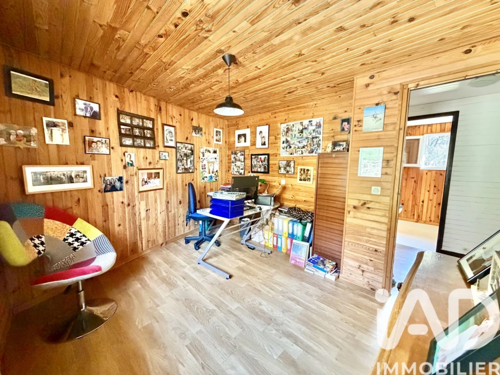 Photo 19