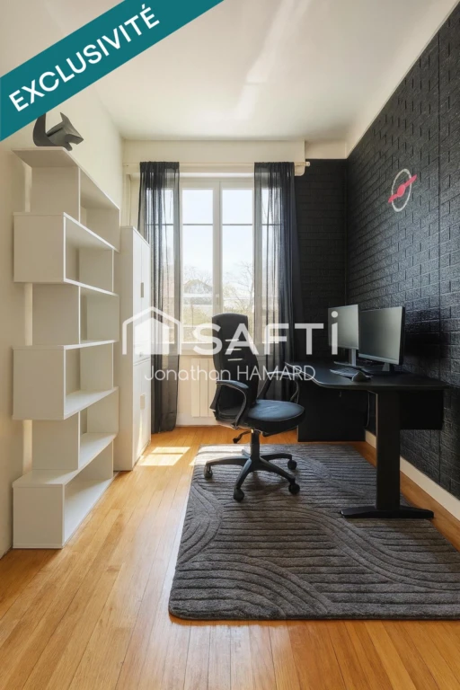 Photo 6