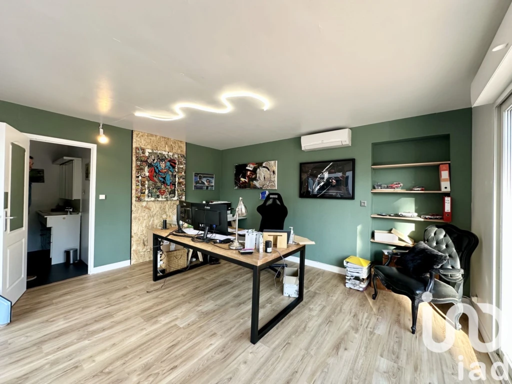 Photo 18
