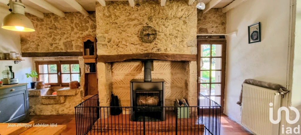 Photo 18