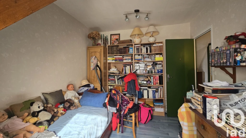 Photo 8
