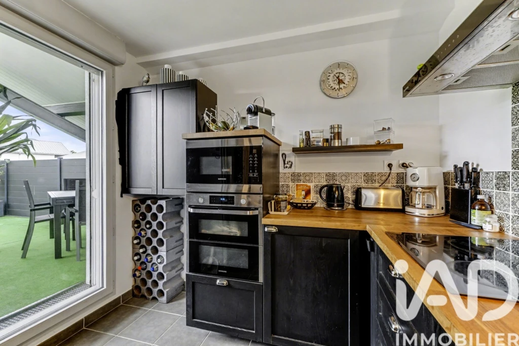 Photo 9