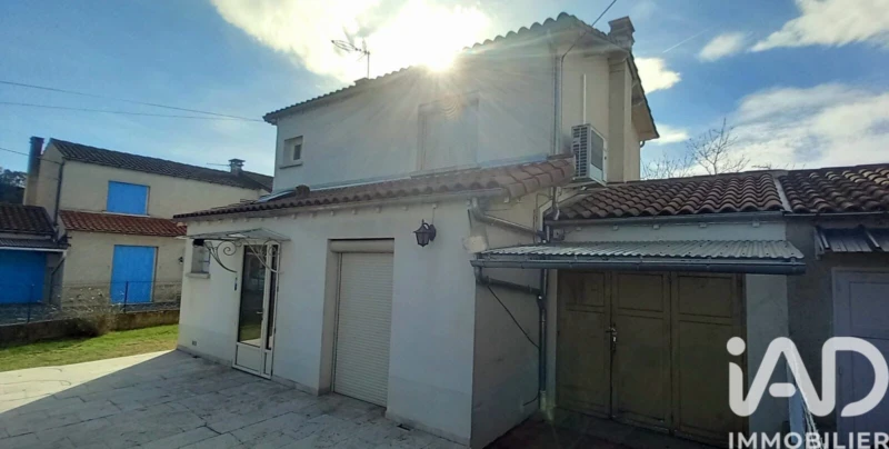 Photo 12