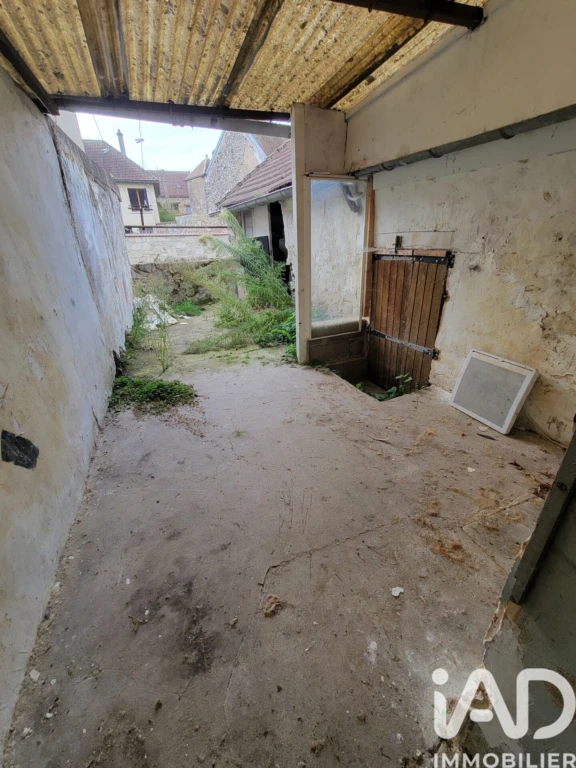 Photo 8