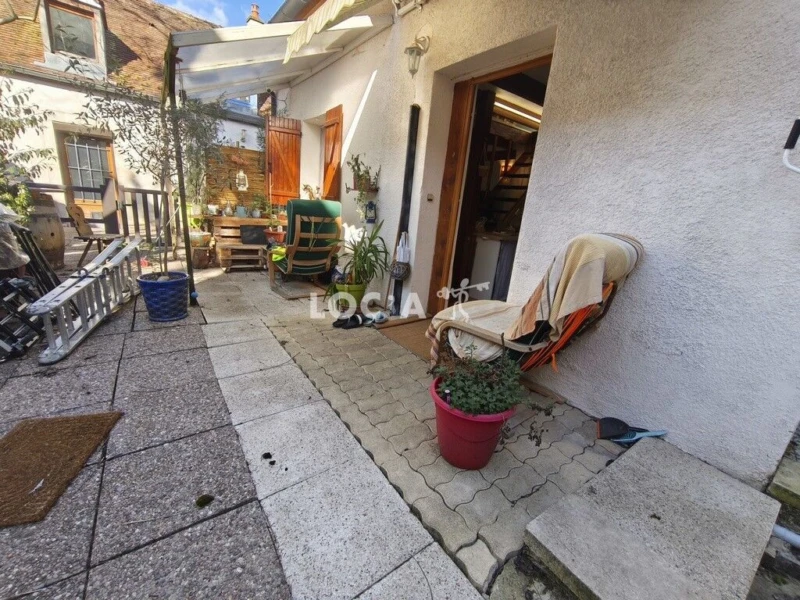 Photo 10