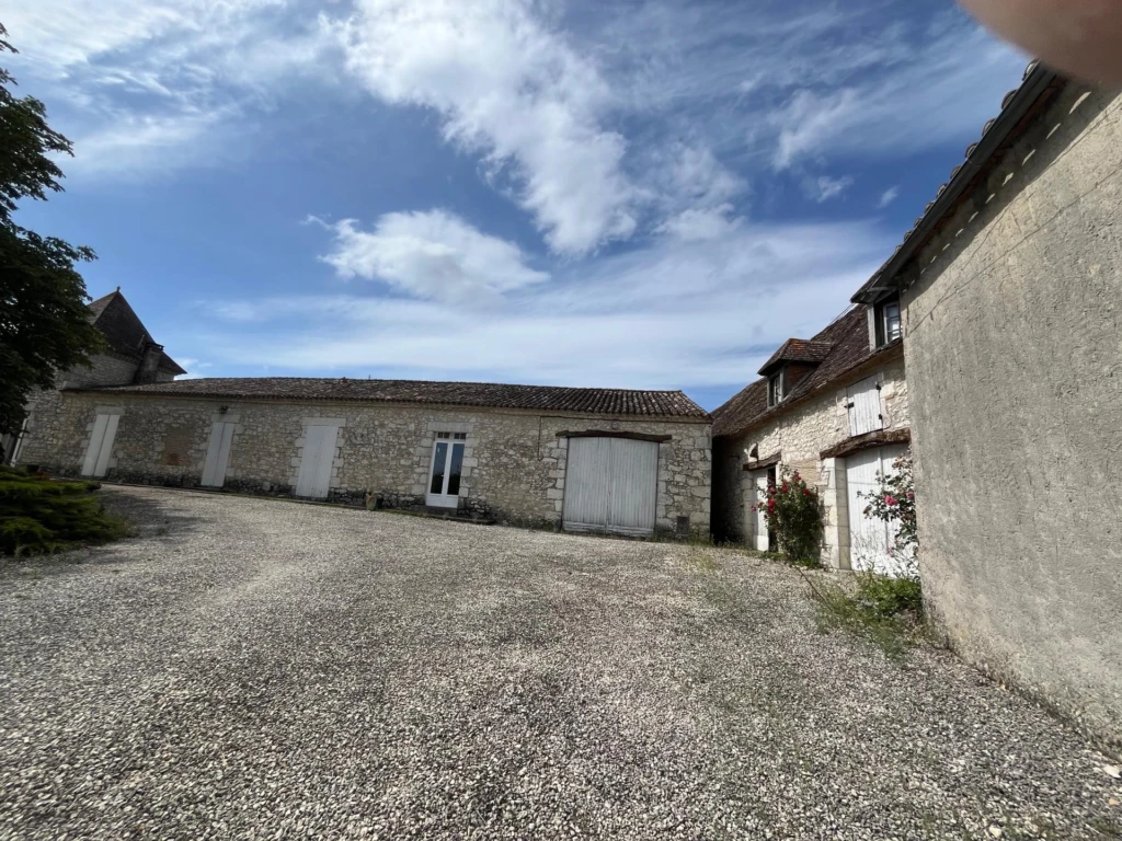 Photo 17