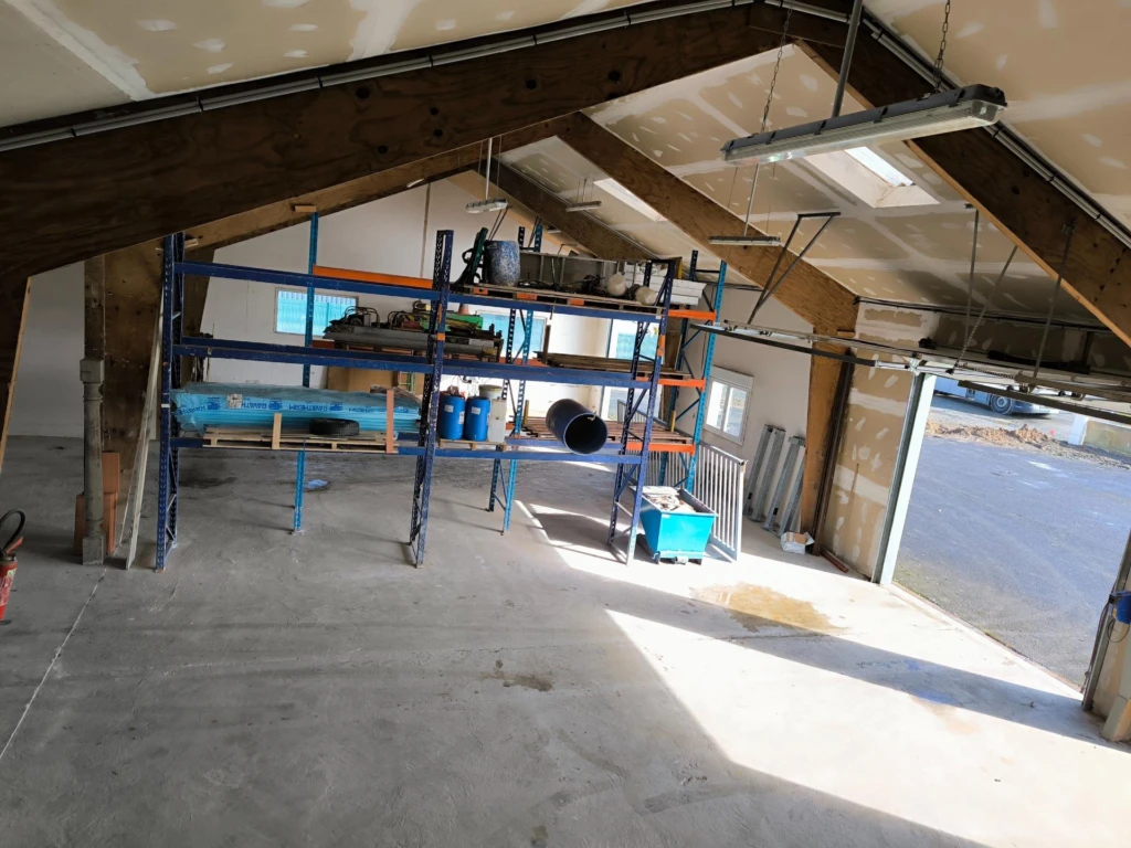 Photo 8