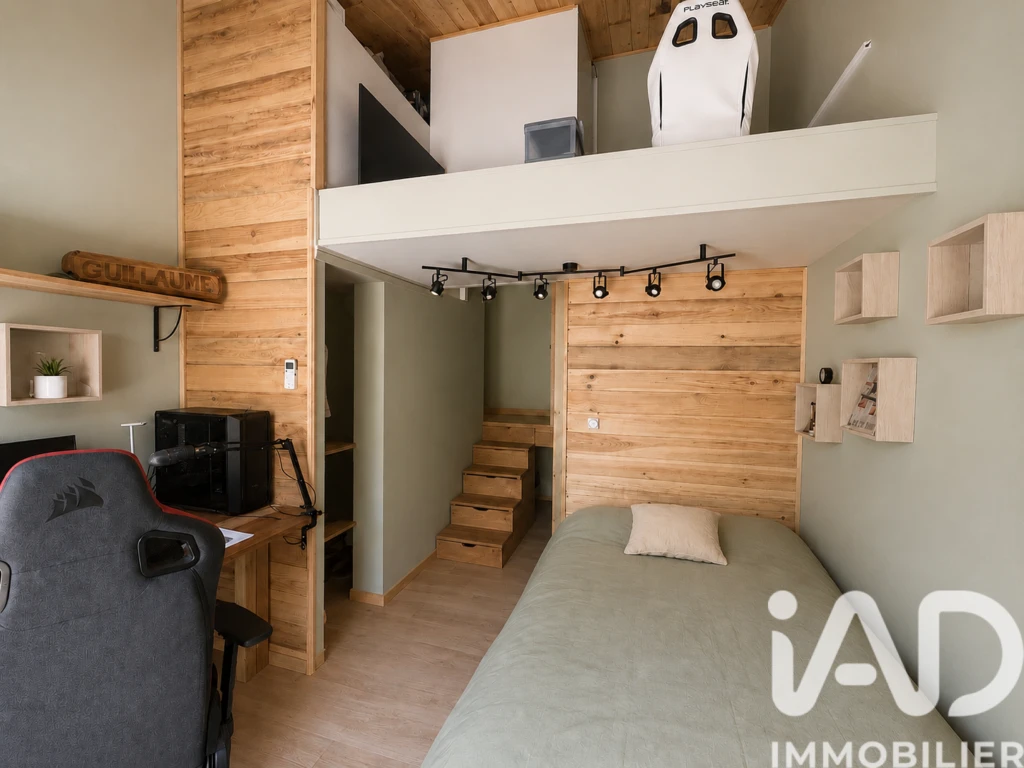 Photo 10