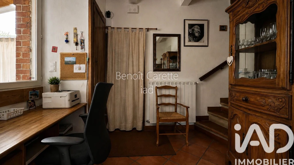 Photo 6