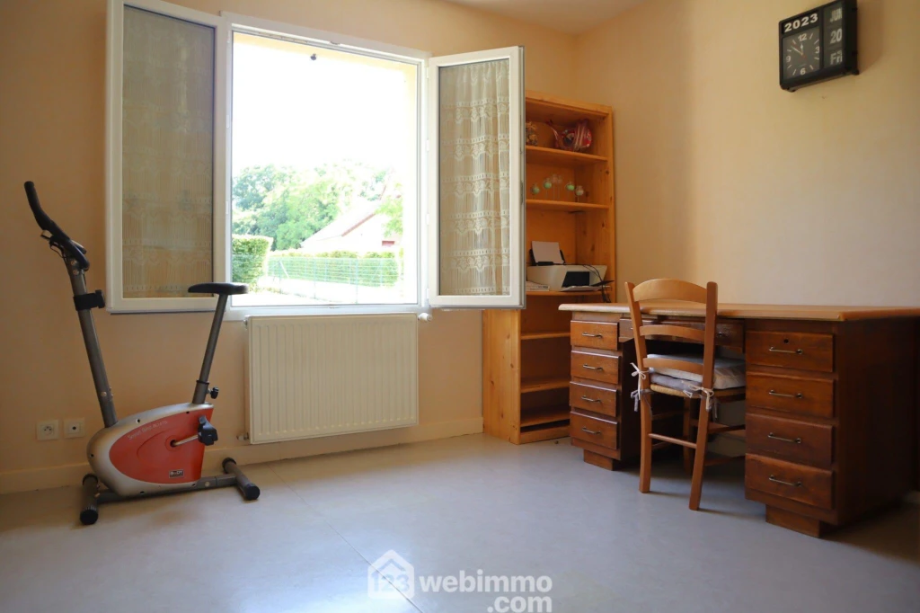 Photo 13