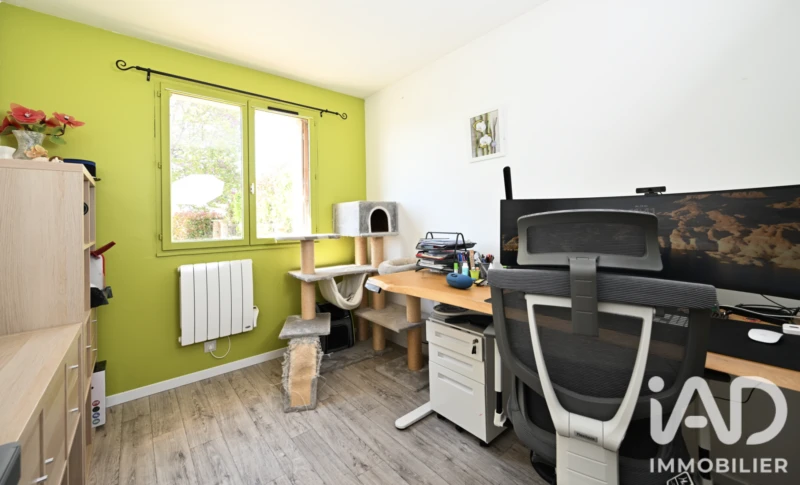 Photo 10