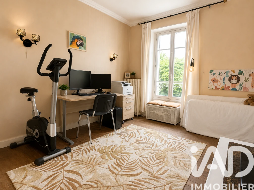Photo 9