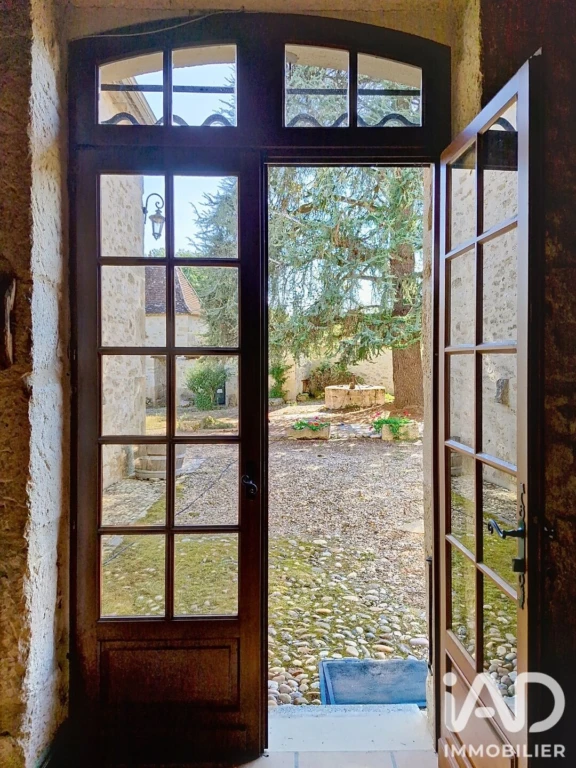 Photo 16