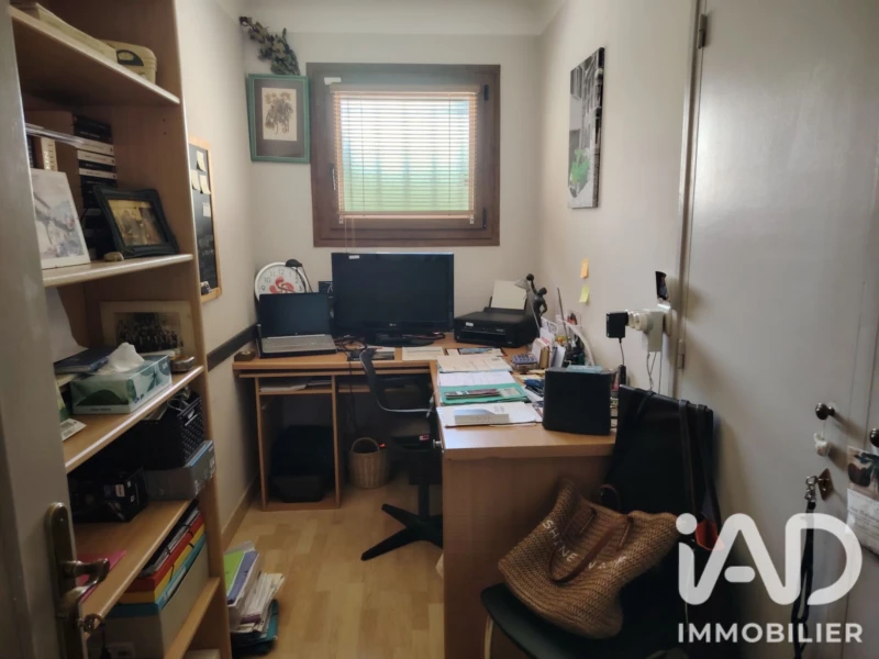 Photo 19