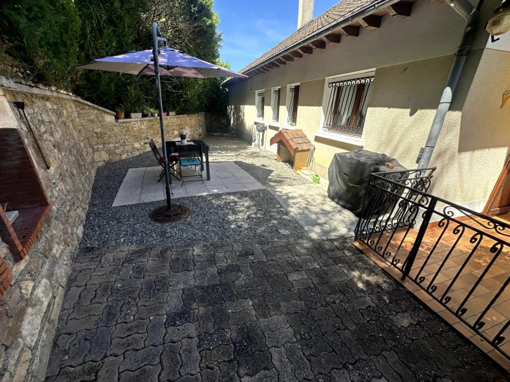 Photo 19
