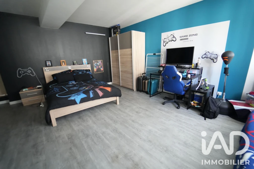 Photo 9