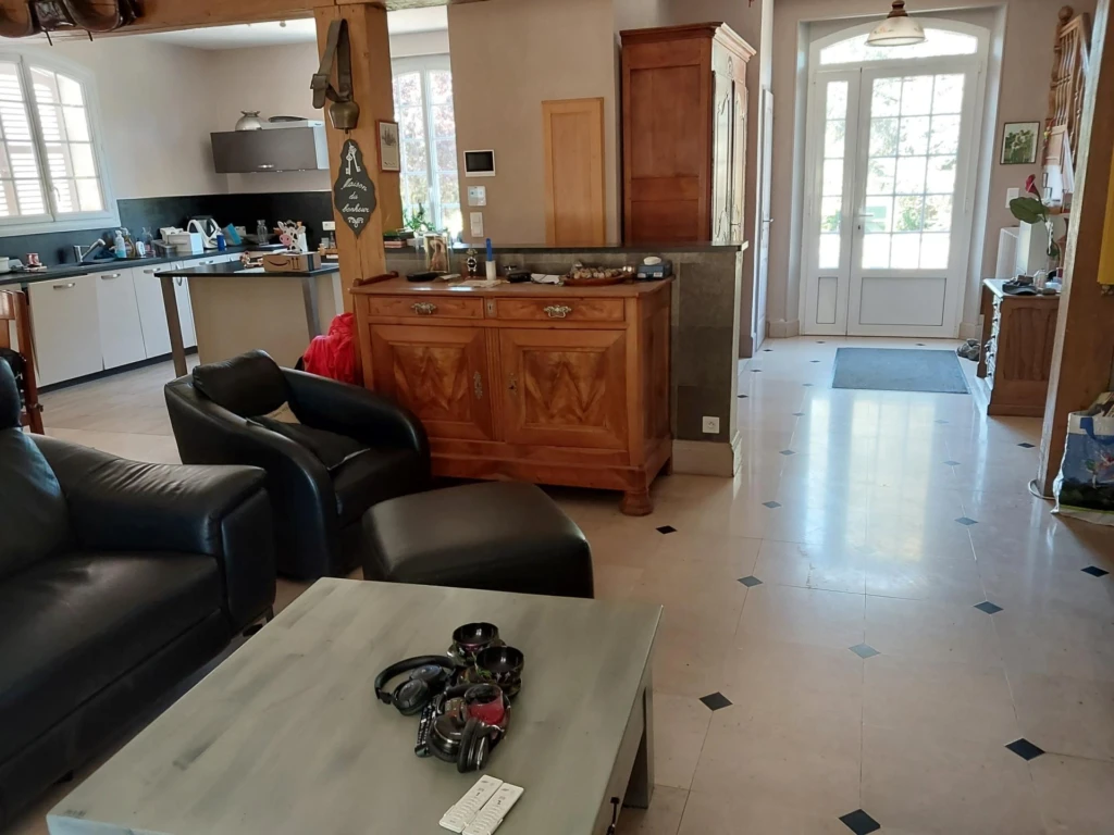 Photo 4